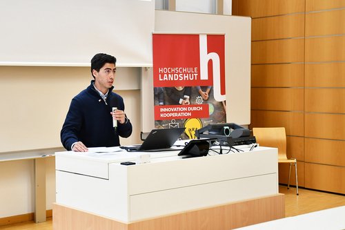 Potenzial und Geschäftsmodelle für grünen Wasserstoff zeigte Sebastian Arjona (TZ Energie) . Potenzial und Geschäftsmodelle für grünen Wasserstoff zeigte Sebastian Arjona (TZ Energie) .