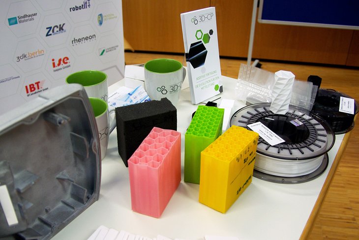 Bei der Fachausstellung wurden 3D-gedruckte Bauteile präsentiert.