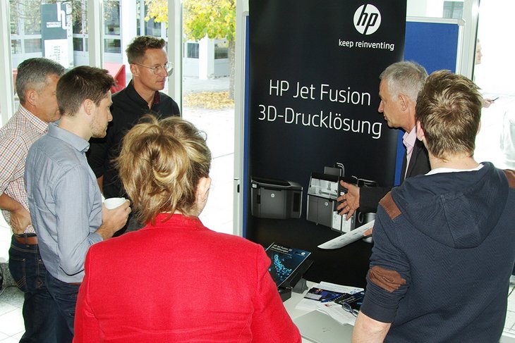 Neue Entwicklungen für den 3D-Seriendruck zeigte die begleitenden Fachausstellung.